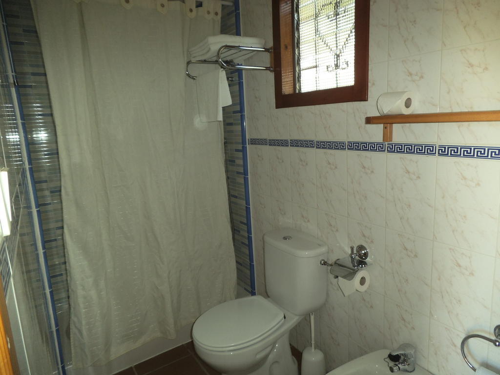 Maison d'hôtes La Cerca Del Alcornoque à Casas de Belvis Chambre photo
