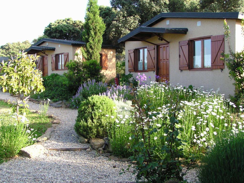 Maison d'hôtes La Cerca Del Alcornoque à Casas de Belvis Extérieur photo